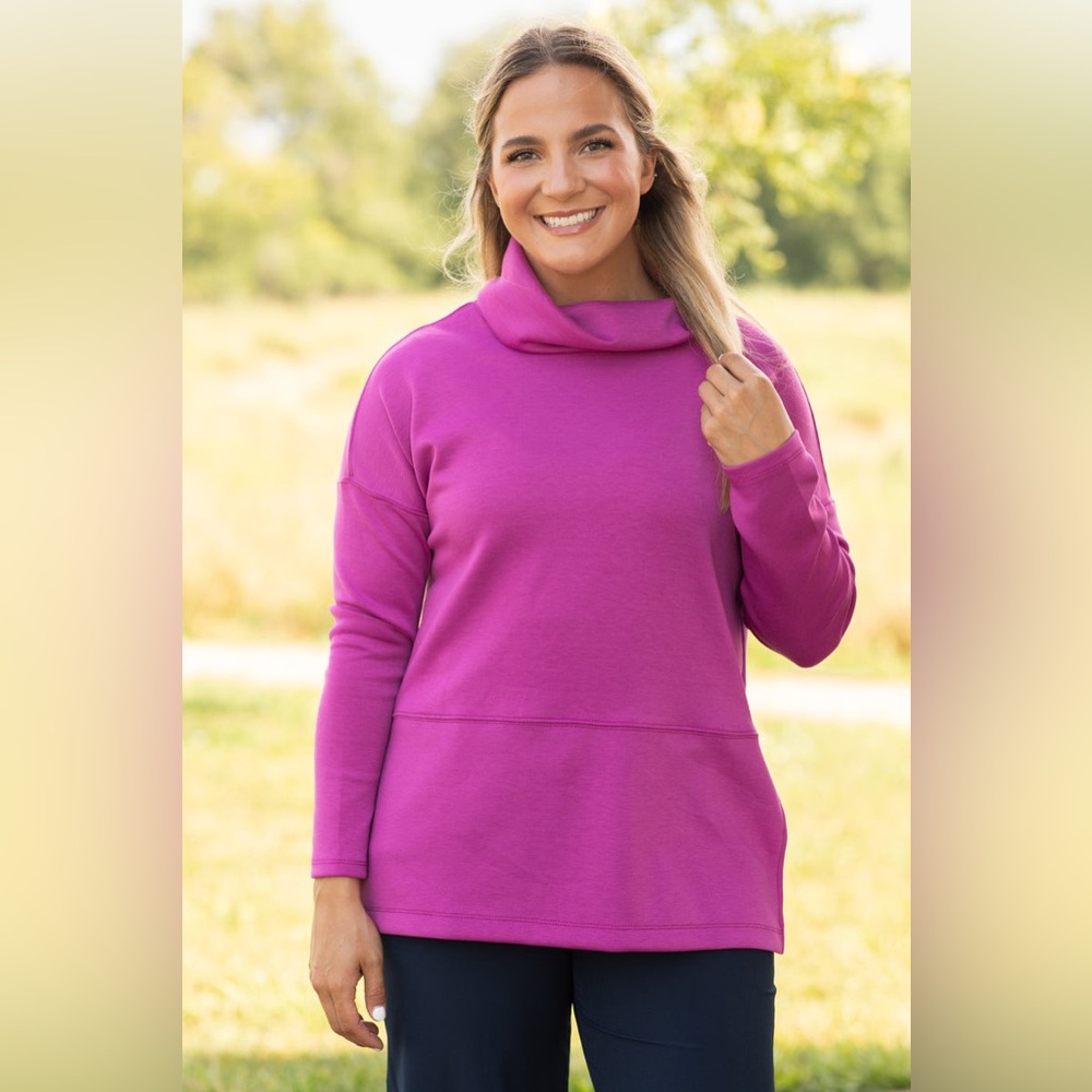 Dear Scarlett Fuchsia Cowl Neck Scuba Sweatshirt Side Slit Detail Size Medium